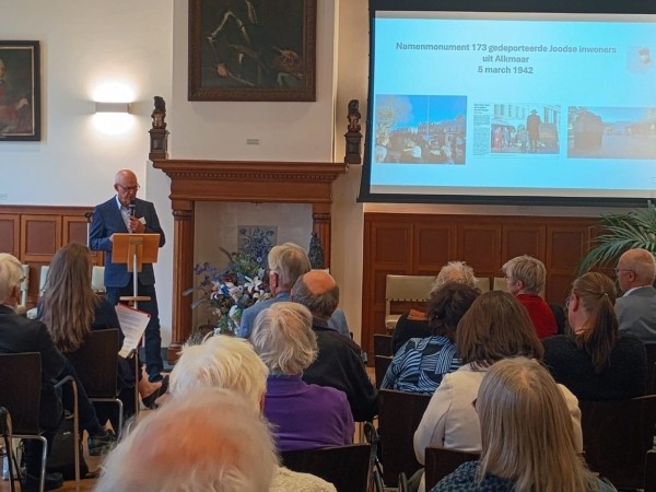 Jos opent